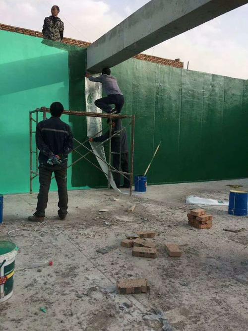 成都针对老旧车间地面普遍存在的起砂、裂缝问题